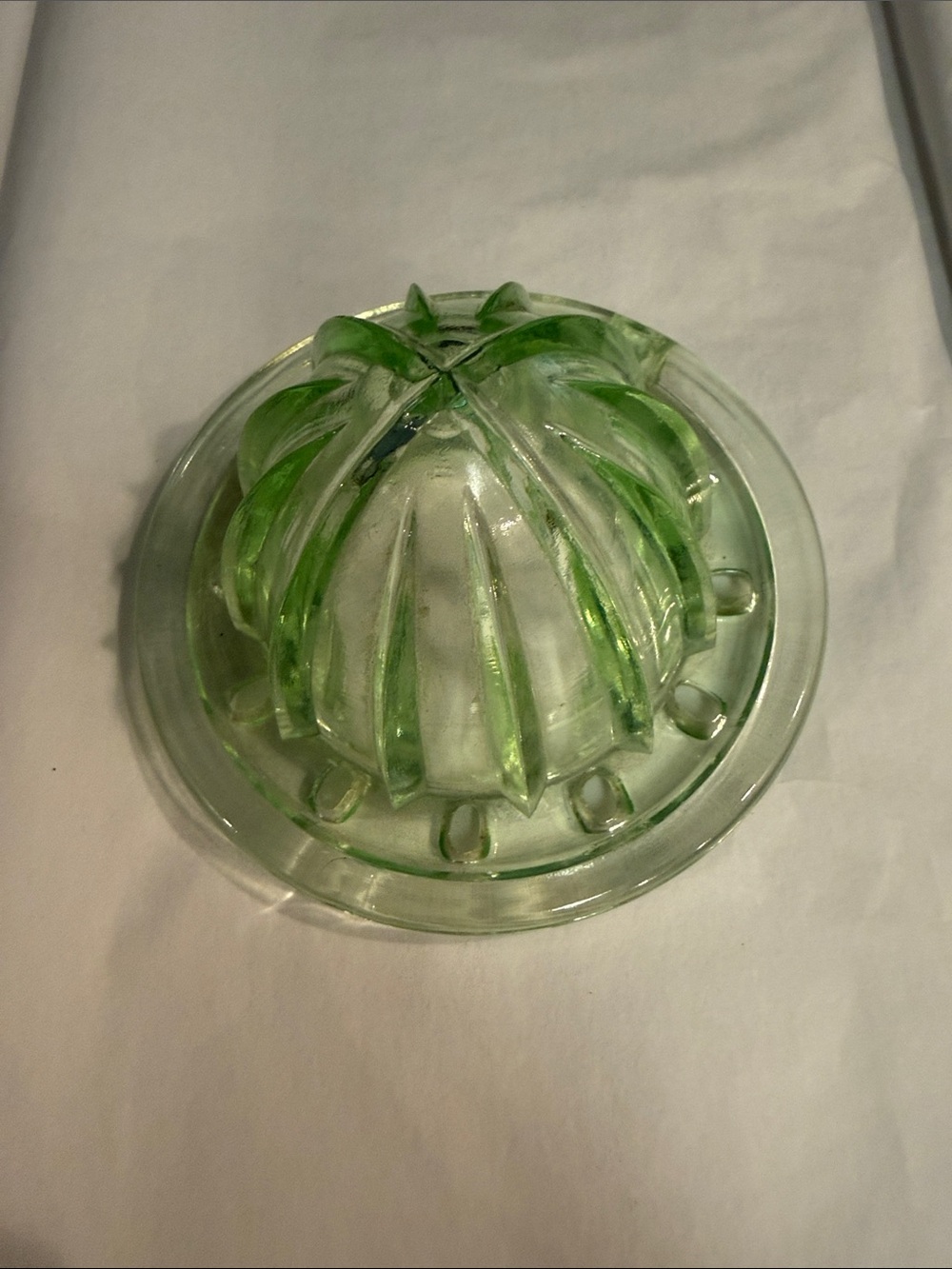 Vintage Green Tinted Citrus Juicer Reamer Glass Lemon Squeezer Retro Kitchen